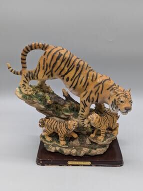EDC Endangered Species Collection 12" Large Resin Bengal Tiger & Cubs Wood Base